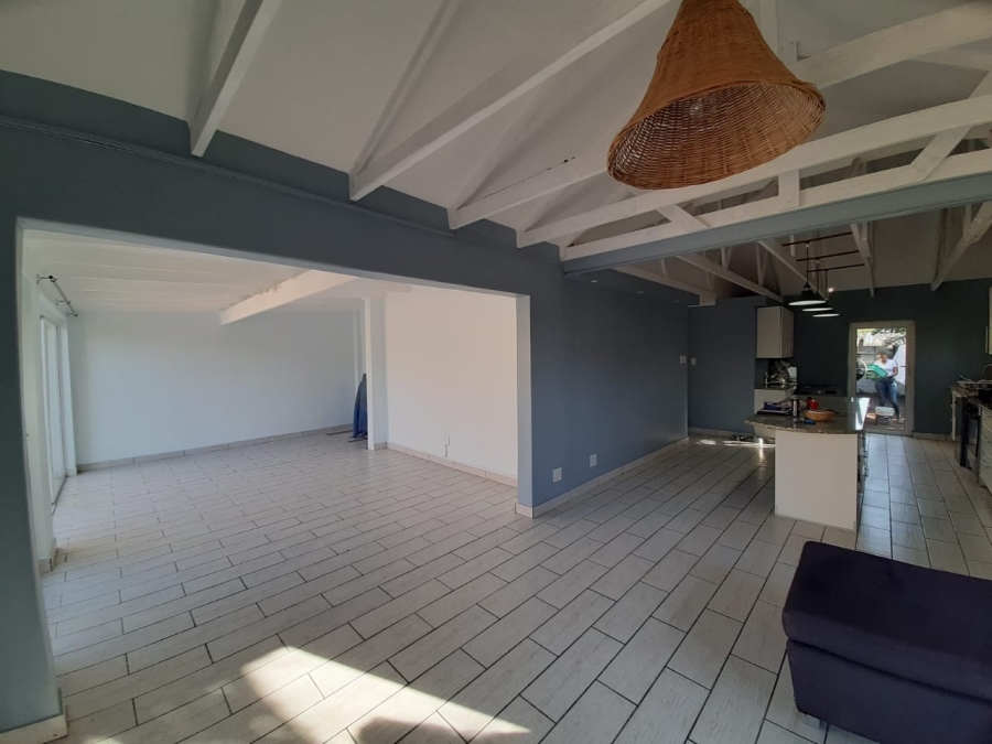 To Let 2 Bedroom Property for Rent in Beacon Bay North Eastern Cape